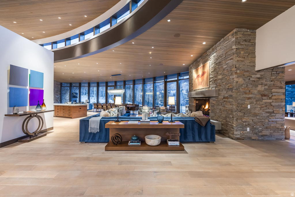 217 WHITE PINE CANYON RD Park City, UT 84060