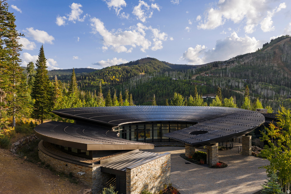 217 WHITE PINE CANYON RD Park City, UT 84060