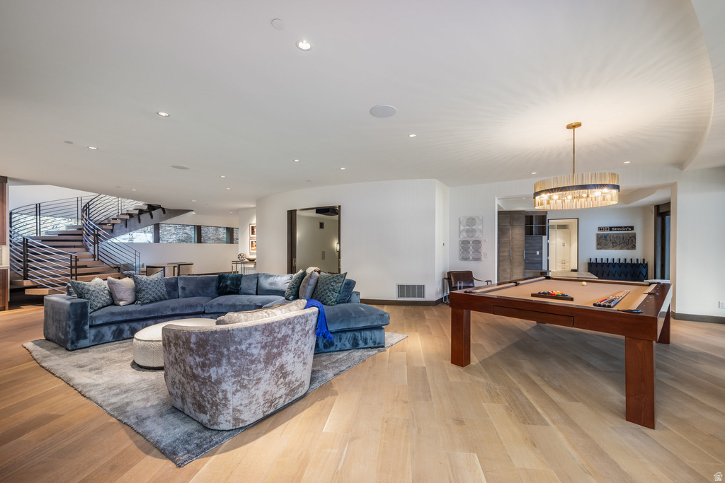 217 WHITE PINE CANYON RD Park City, UT 84060