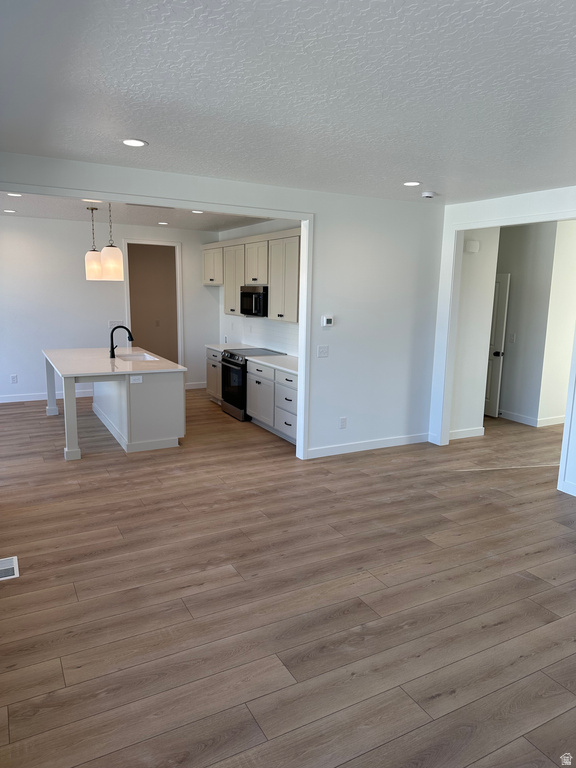 2919 E SERDAR LN #C24 Eagle Mountain, UT 84005