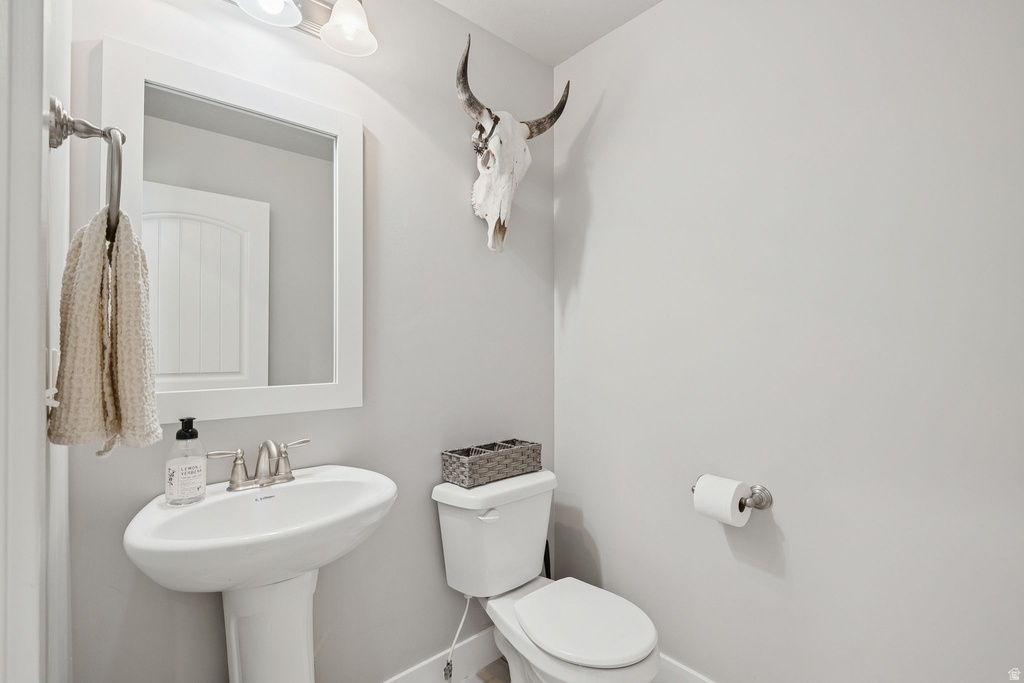 9634 N RED BRIDGE RD Eagle Mountain, UT 84005