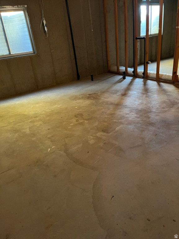 3246 N MOUNTAIN RD North Ogden, UT 84414