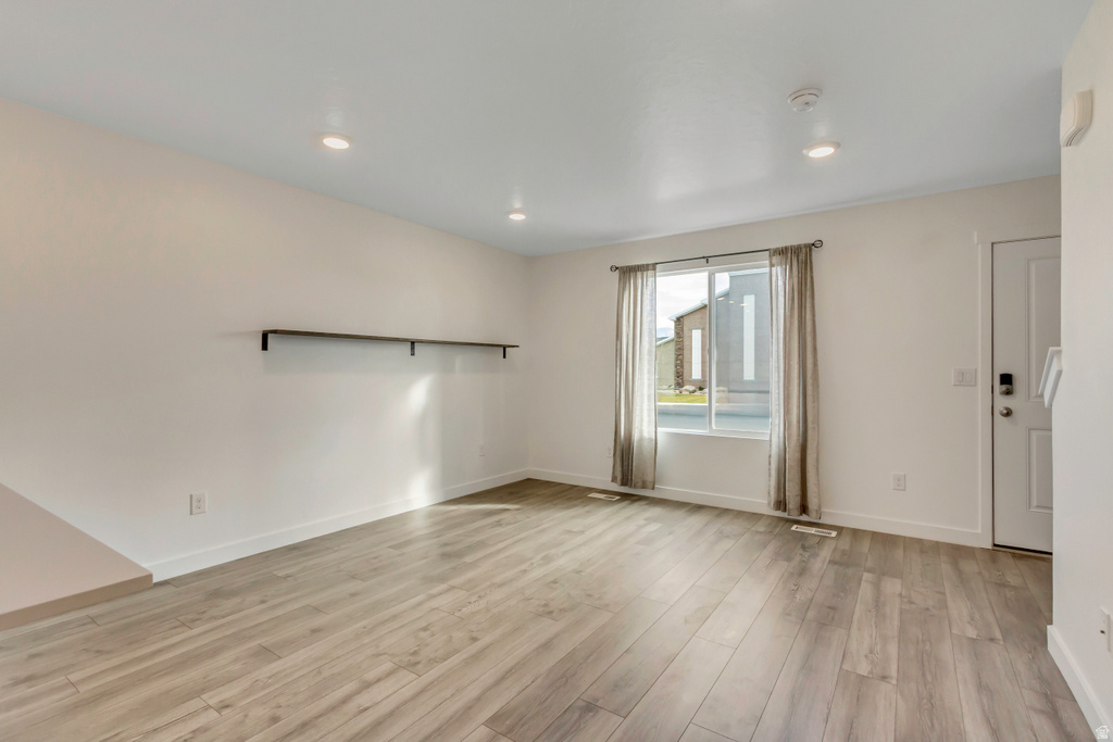 58 N MONITOR ROW Saratoga Springs, UT 84045