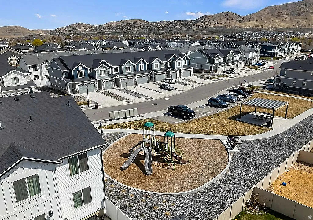 3948 N COUGAR LN Eagle Mountain, UT 84005