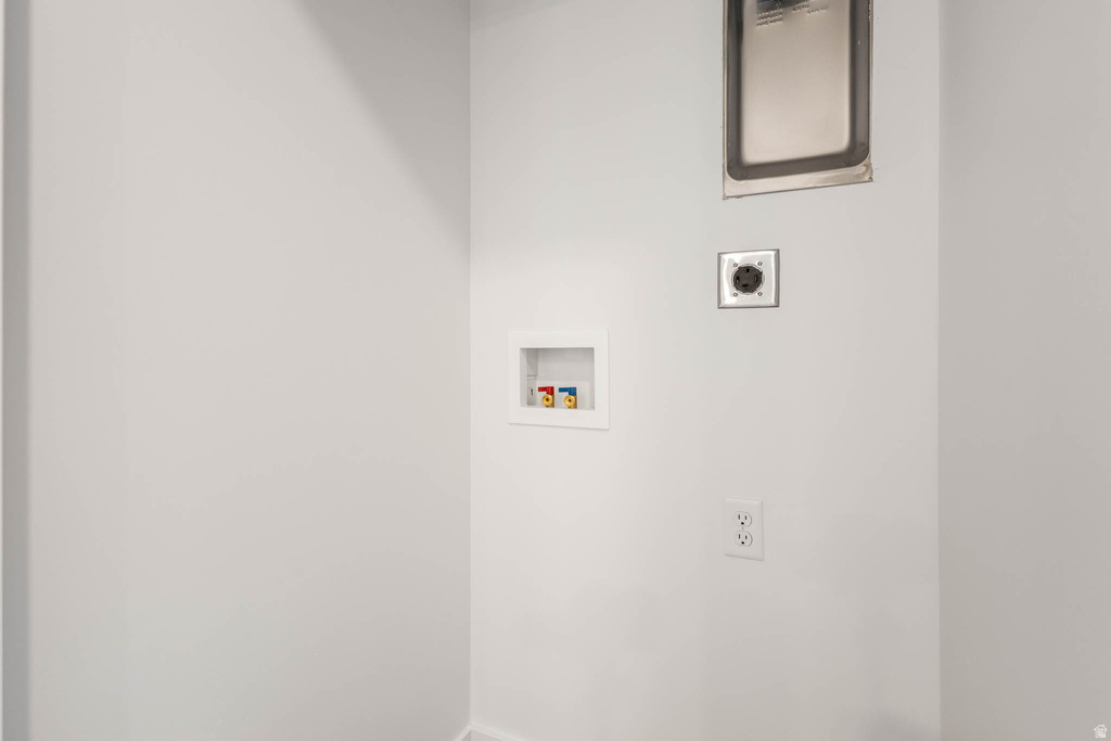 602 W CAROLES WAY #13 Tooele, UT 84074