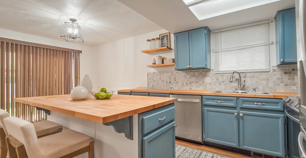 6672 S 3335 W West Jordan, UT 84084