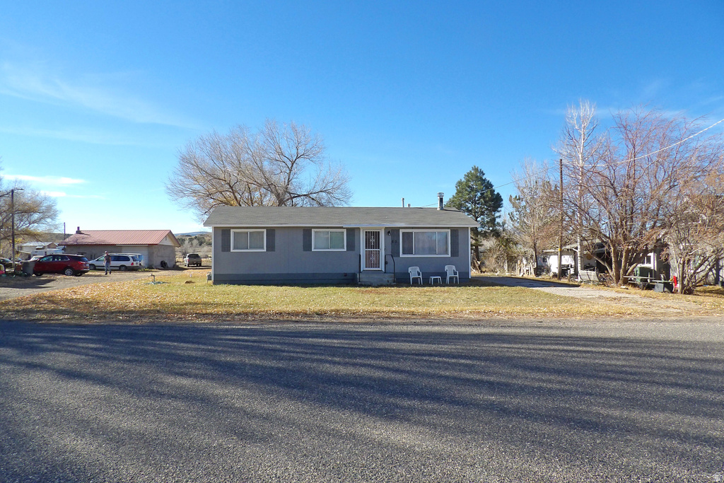 80 S 300 W Panguitch, UT 84759