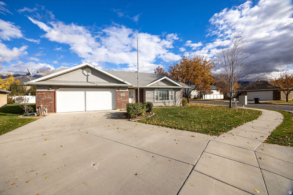 221 W 260 N Hyde Park, UT 84318