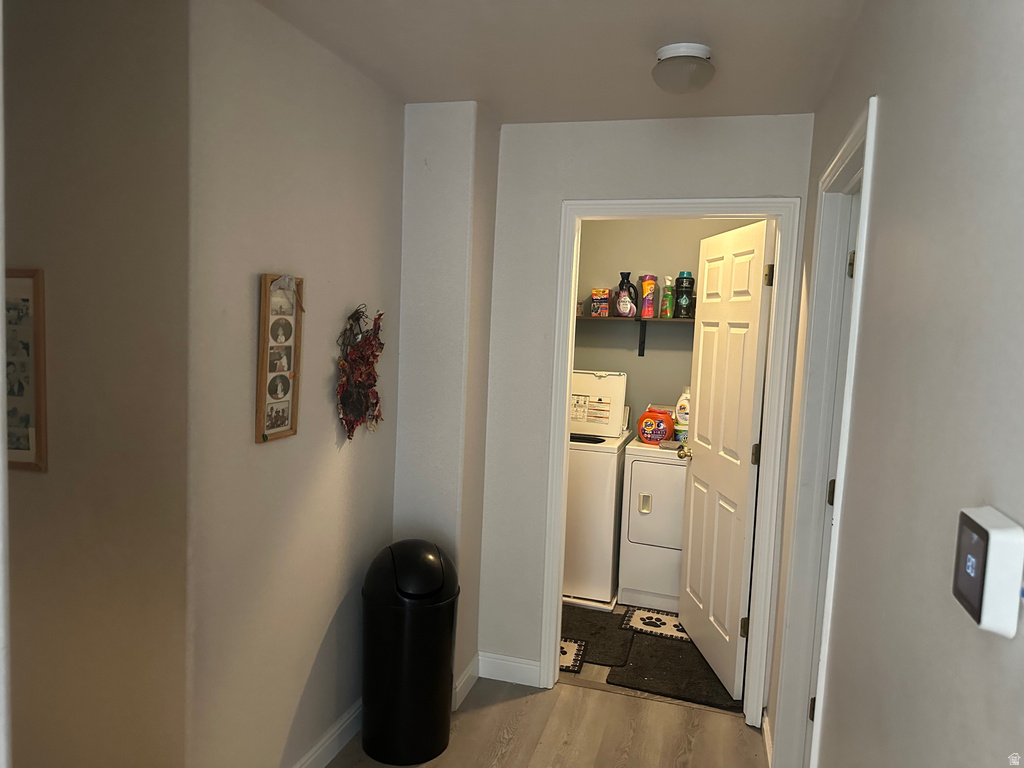 735 SANDY POINT DR Sandy, UT 84094