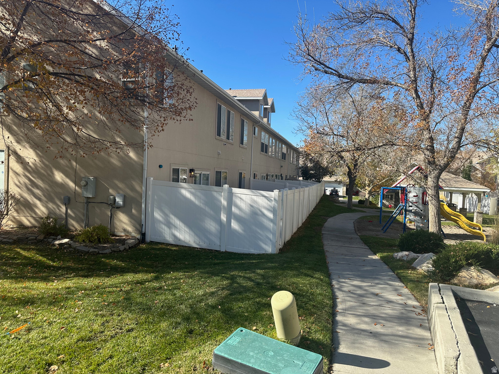 735 SANDY POINT DR Sandy, UT 84094