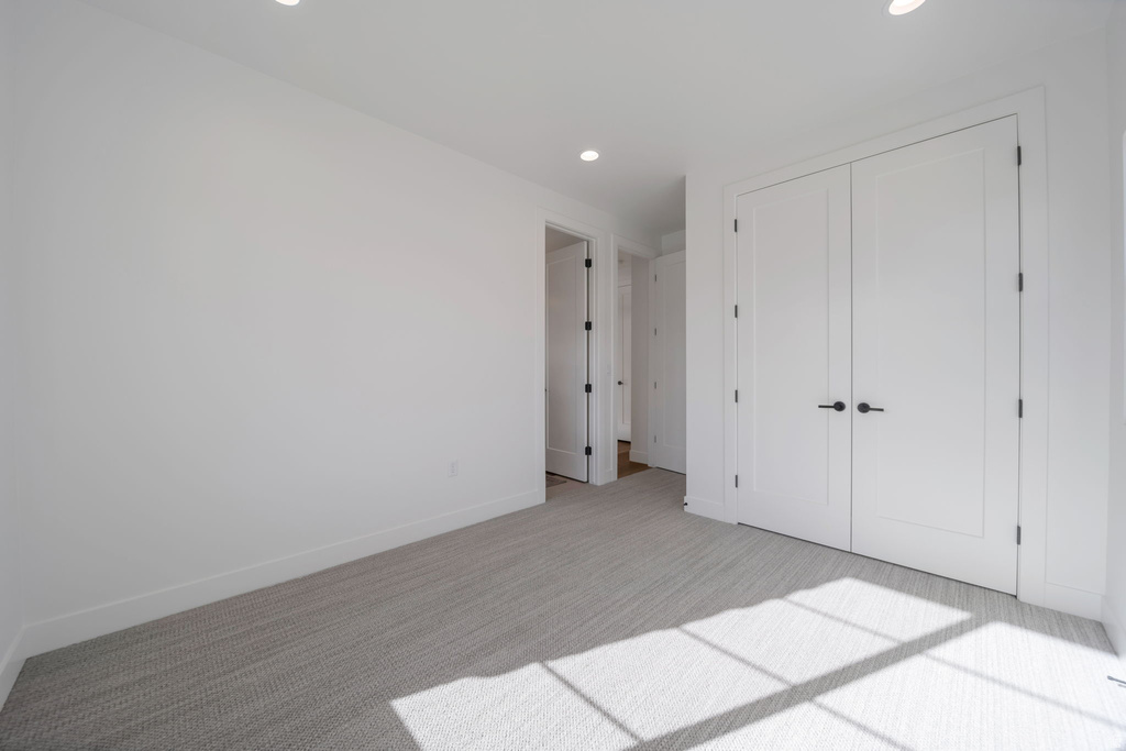 6602 W BRAEBURN WAY West Jordan, UT 84081