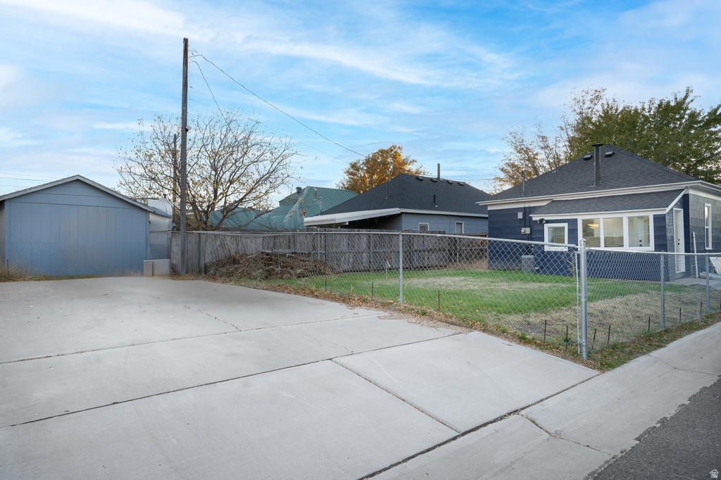 2060 QUINCY AVE Ogden, UT 84401