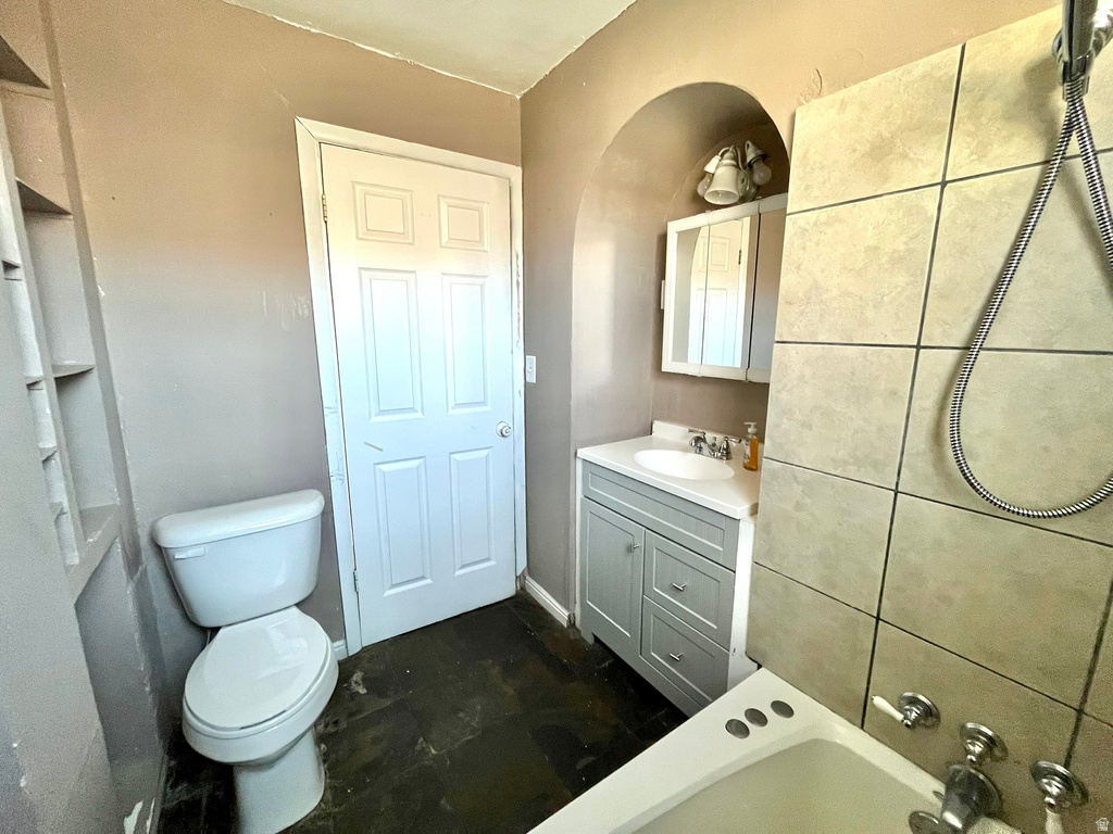 230 E 100 S Price, UT 84501