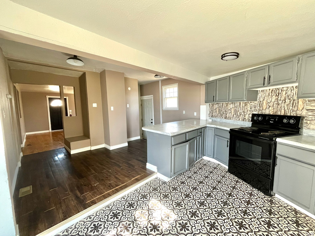 230 E 100 S Price, UT 84501