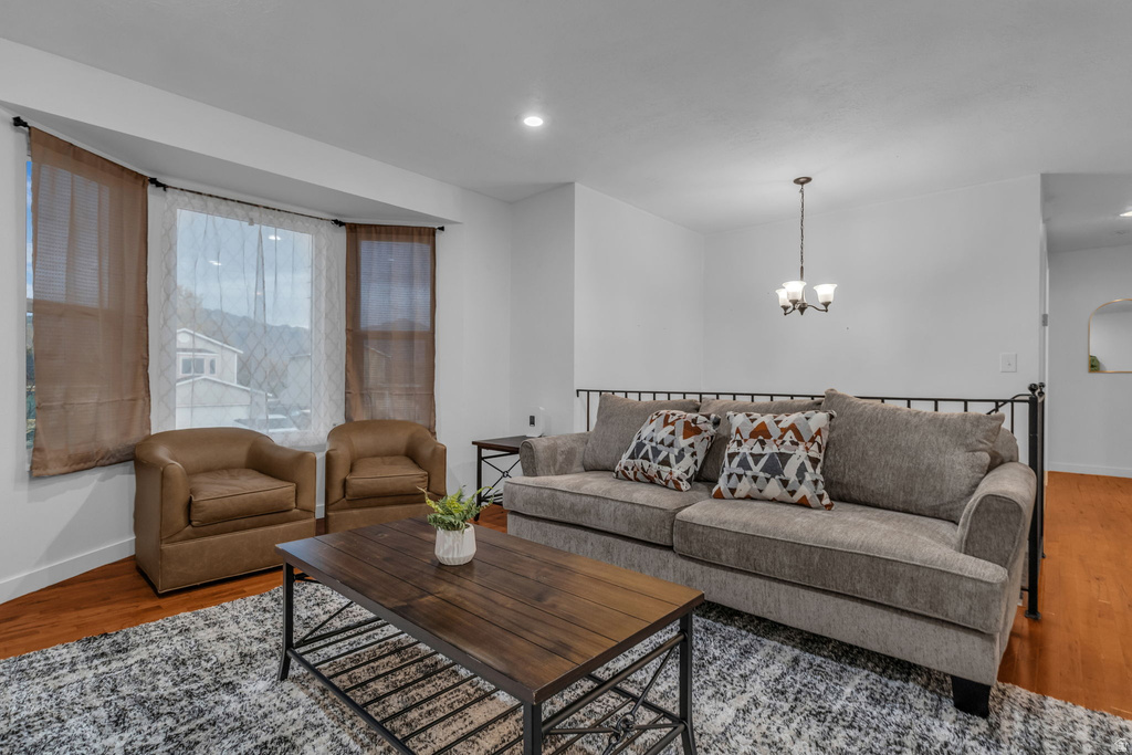 3718 S LANCASHIRE CIR West Valley City, UT 84119