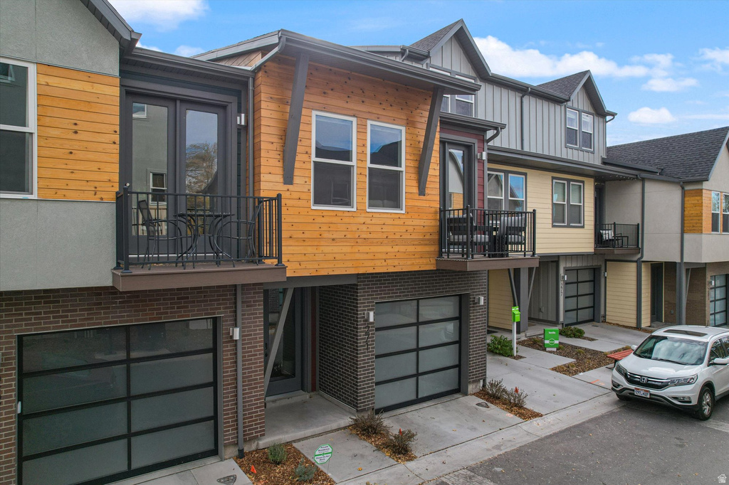 271 W BISHOP PL Salt Lake City, UT 84103