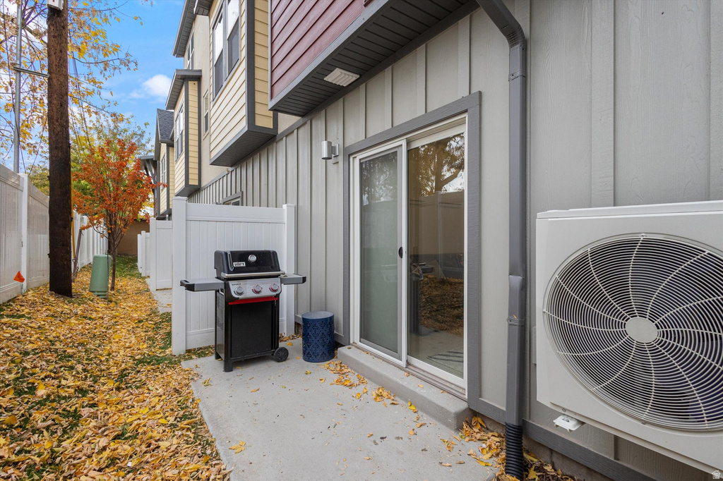 271 W BISHOP PL Salt Lake City, UT 84103