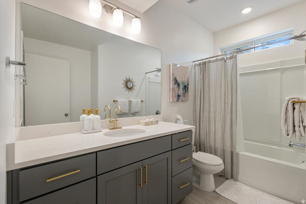 271 W BISHOP PL Salt Lake City, UT 84103