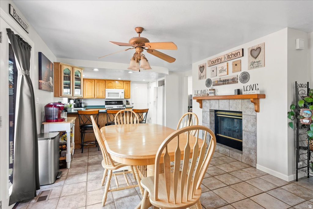 2883 W JANALEE DR West Jordan, UT 84088