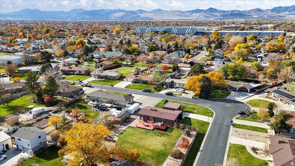 2883 W JANALEE DR West Jordan, UT 84088