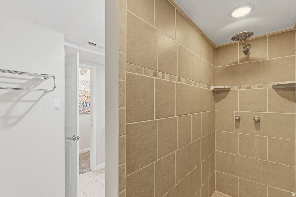 2883 W JANALEE DR West Jordan, UT 84088