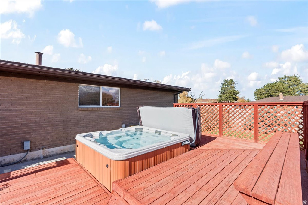 2883 W JANALEE DR West Jordan, UT 84088