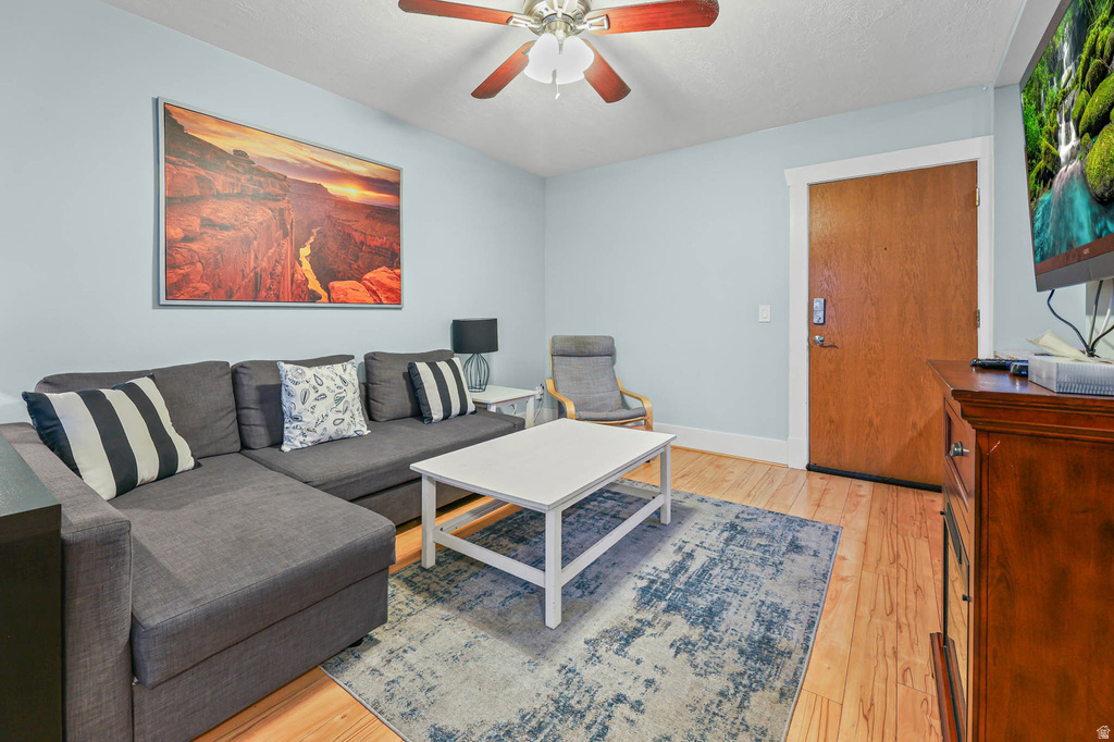 125 E 1ST AVE #206 Salt Lake City, UT 84103