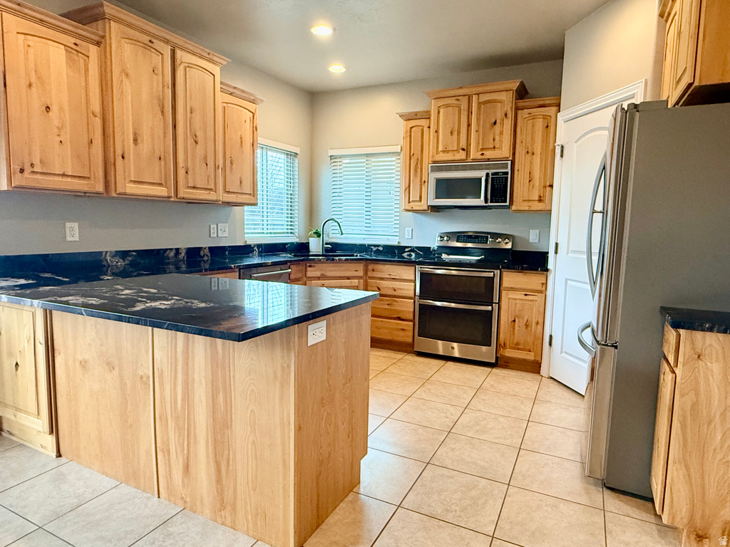 3344 E KENNEKUK LN Eagle Mountain, UT 84005