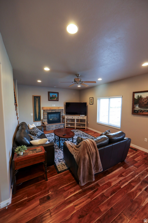 3344 E KENNEKUK LN Eagle Mountain, UT 84005