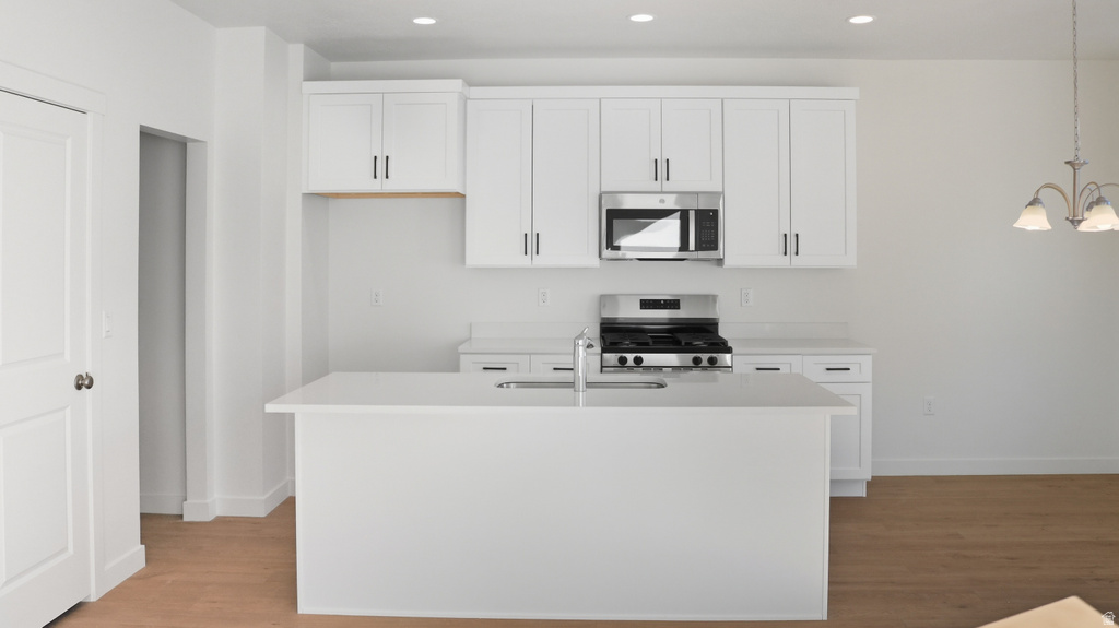 8249 W JOSHUA TREE LN Magna, UT 84044