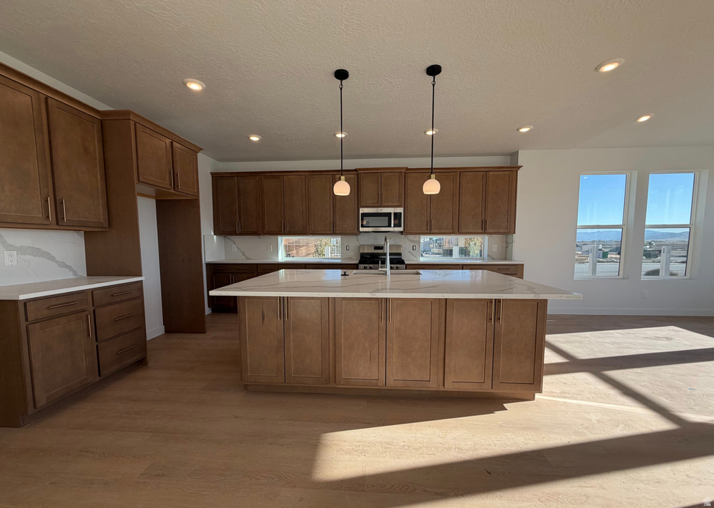 2959 N KINGBIRD DR #613 Eagle Mountain, UT 84005