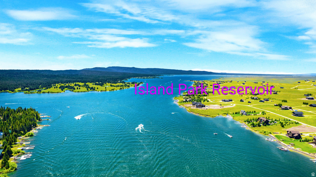 3488 ARANGE CT Island Park, ID 83429