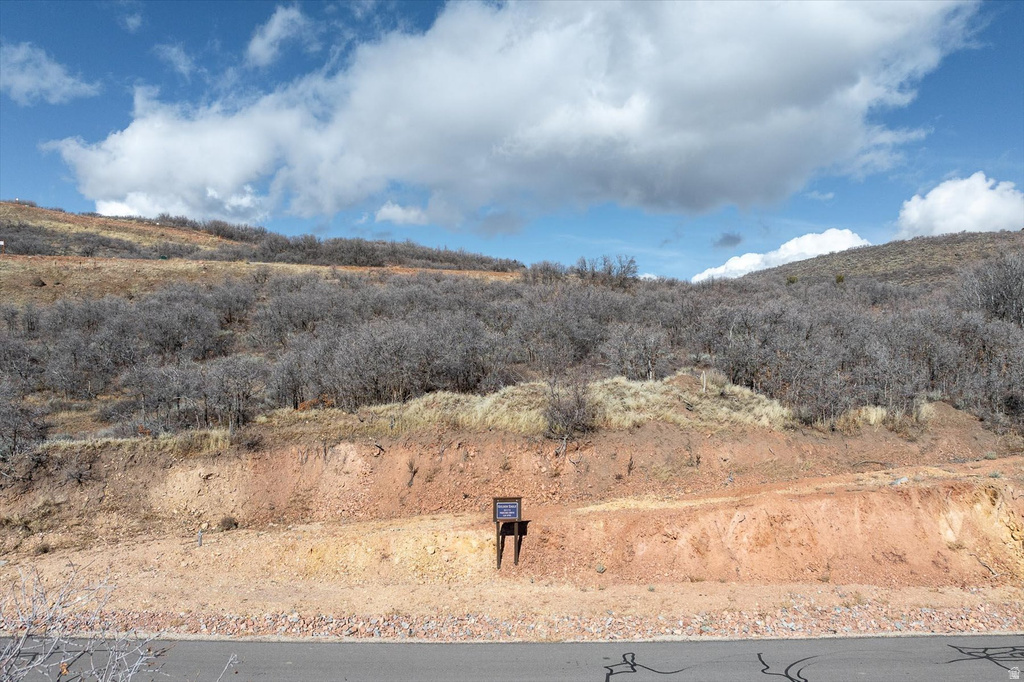 2217 E PERCHES DR Hideout, UT 84036