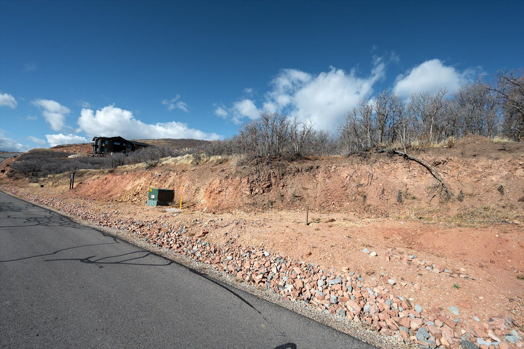 2217 E PERCHES DR Hideout, UT 84036