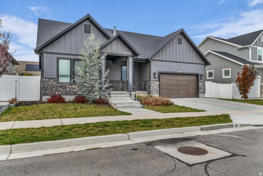 8322 S LEVINE LN #111 Sandy, UT 84070