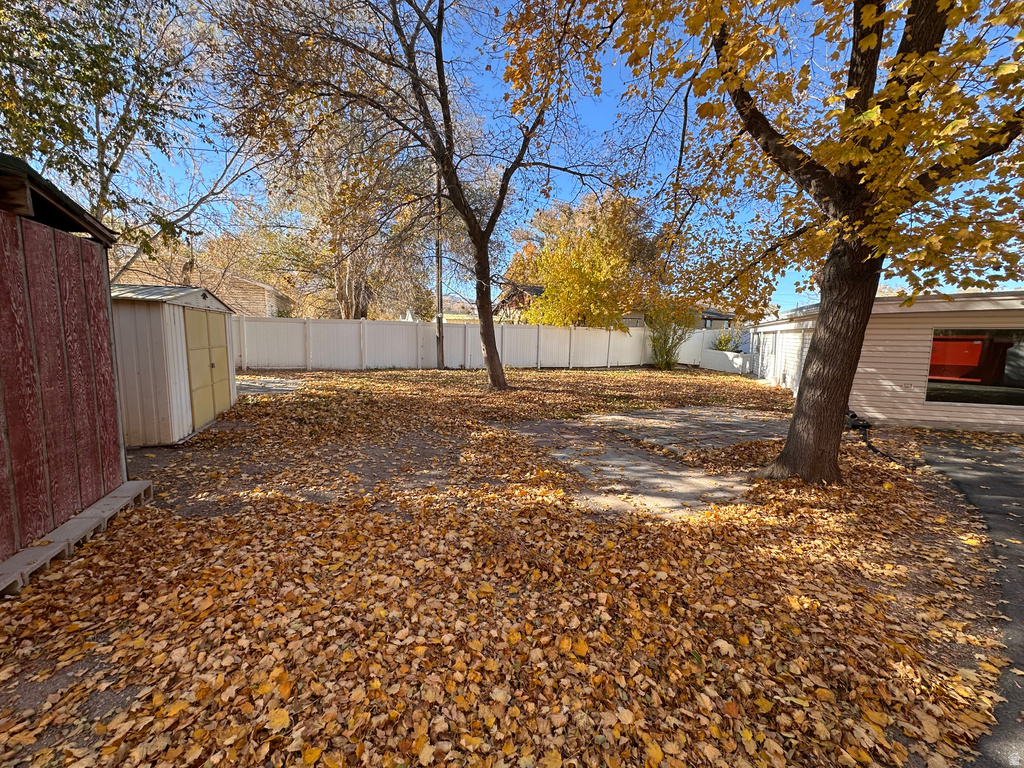 185 W CLARK ST Grantsville, UT 84029