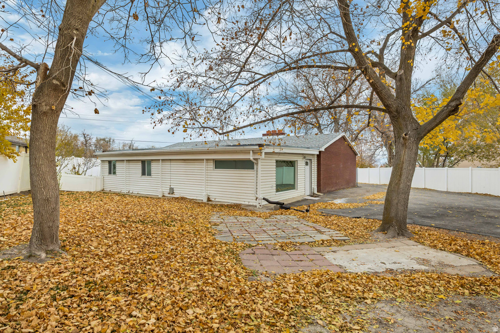 185 W CLARK ST Grantsville, UT 84029