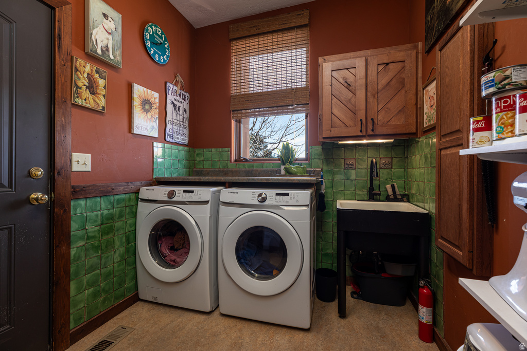 3675 E JUNIPER DR Kanab, UT 84741