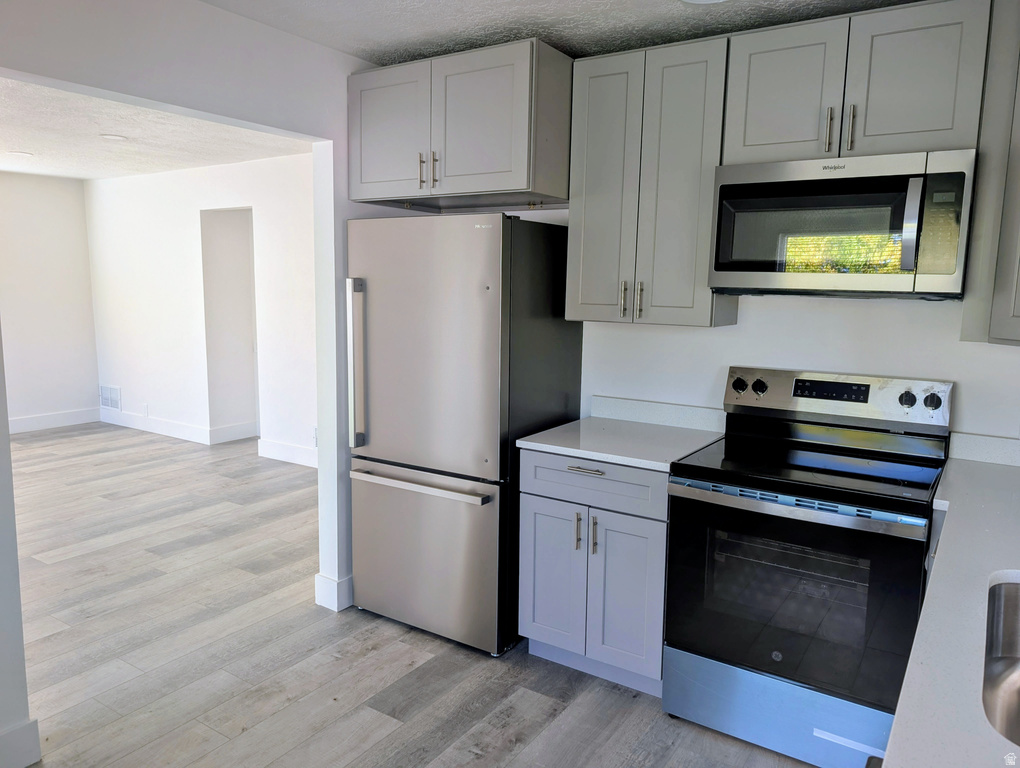 1157 W SIMONDI AVE Salt Lake City, UT 84116