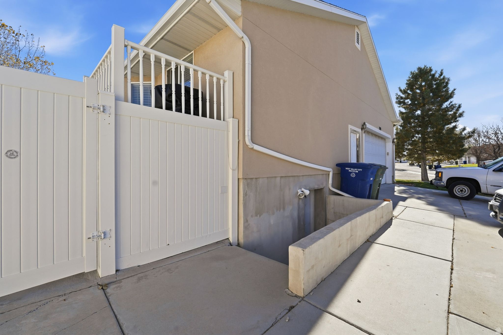 3291 S HUNTER FARM WAY West Valley City, UT 84128