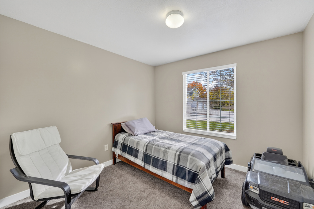 3291 S HUNTER FARM WAY West Valley City, UT 84128