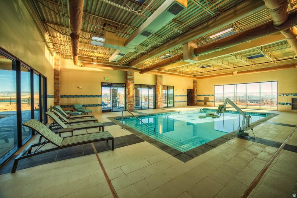 233 W GREEN JADE DR Washington, UT 84780