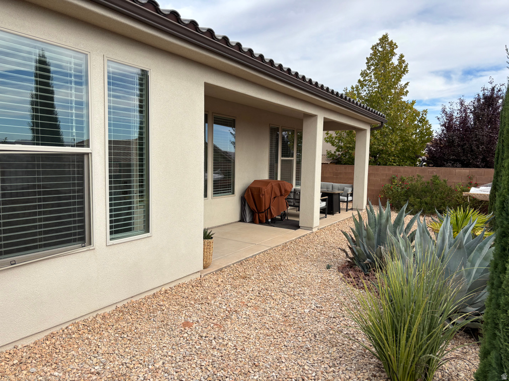 233 W GREEN JADE DR Washington, UT 84780