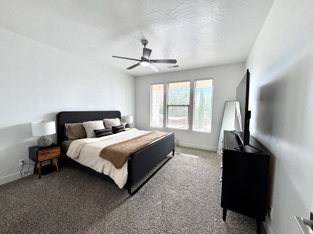 233 W GREEN JADE DR Washington, UT 84780