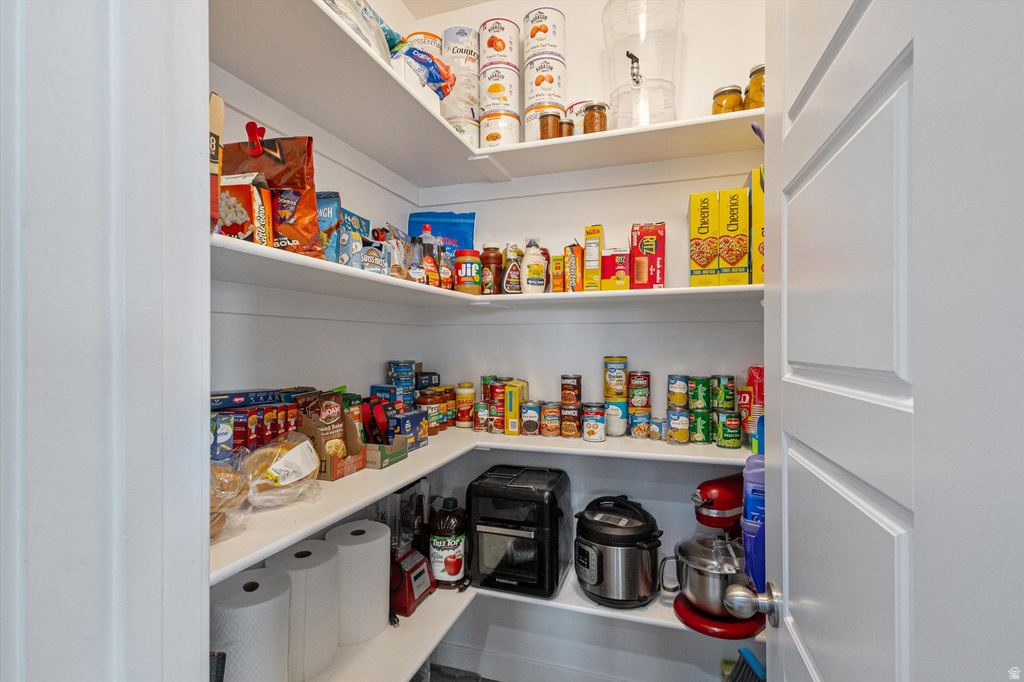 7091 N OQUIRRH RANCH PKWY Eagle Mountain, UT 84005