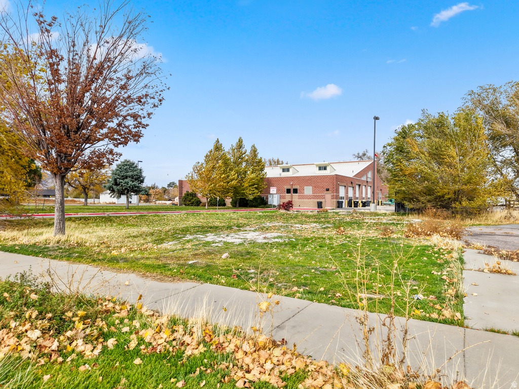 196 W MAIN ST Grantsville, UT 84029