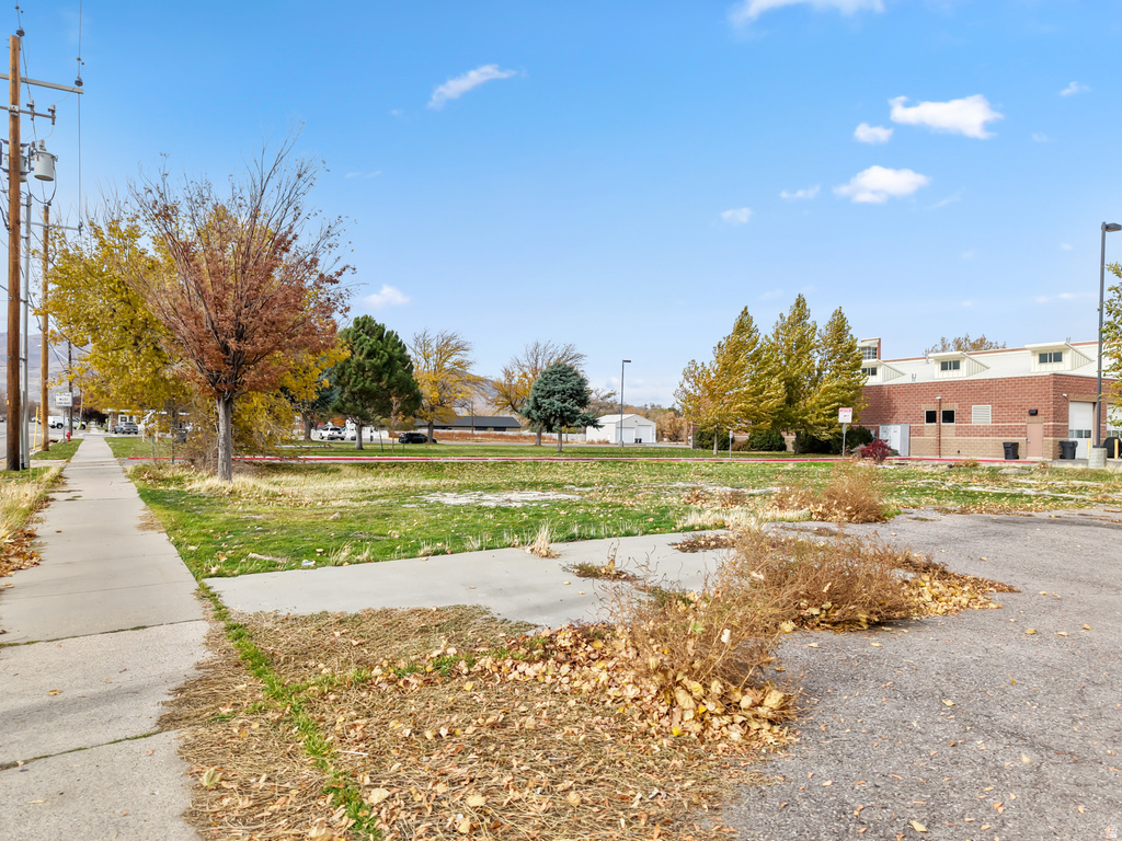 196 W MAIN ST Grantsville, UT 84029