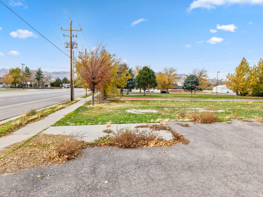 196 W MAIN ST Grantsville, UT 84029