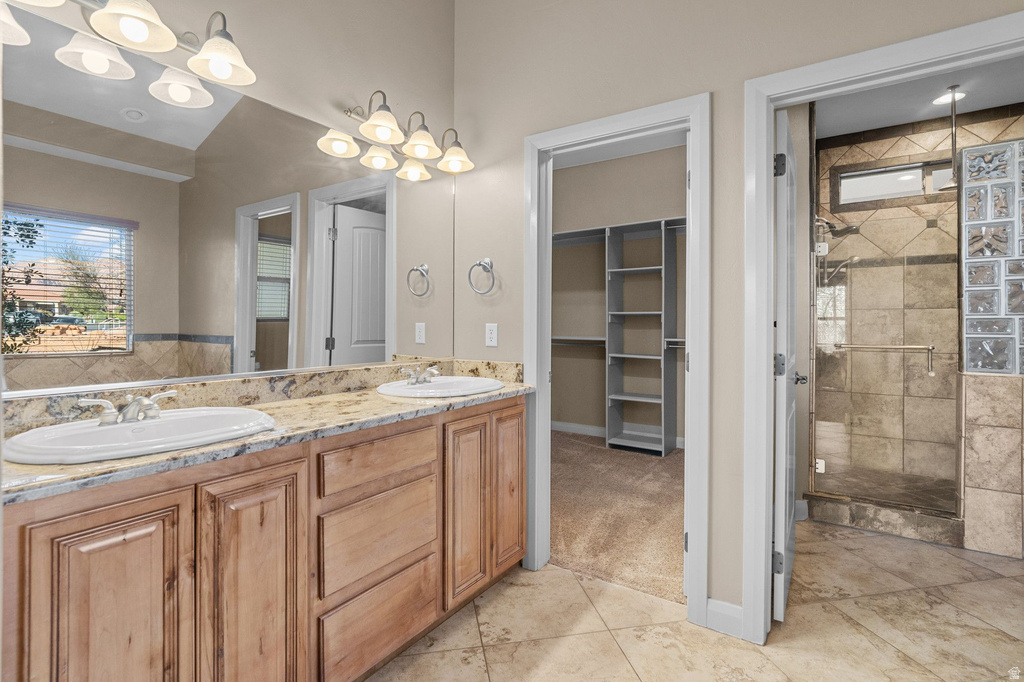 1815 N RED MOUNTAIN DR #8 Santa Clara, UT 84765