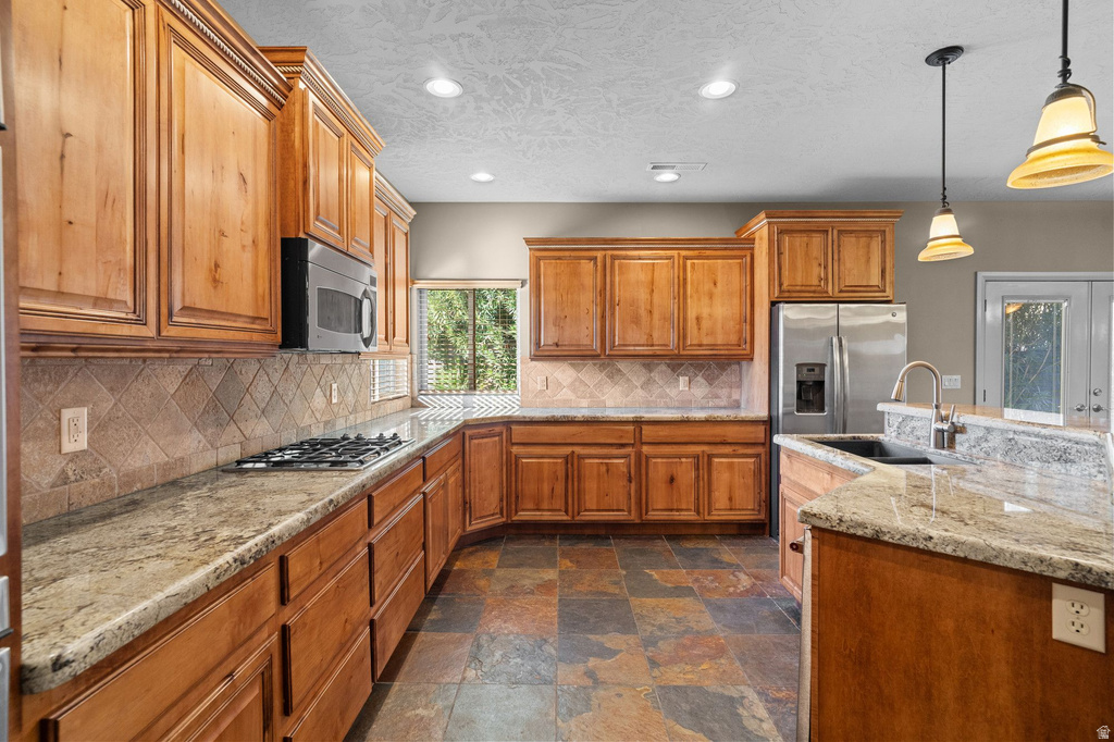 1815 N RED MOUNTAIN DR #8 Santa Clara, UT 84765